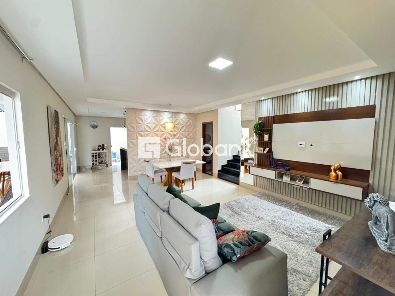 Casa 4 quartos à venda Jardim Parque Morada do Sol 270m² Montes Claros MG: 