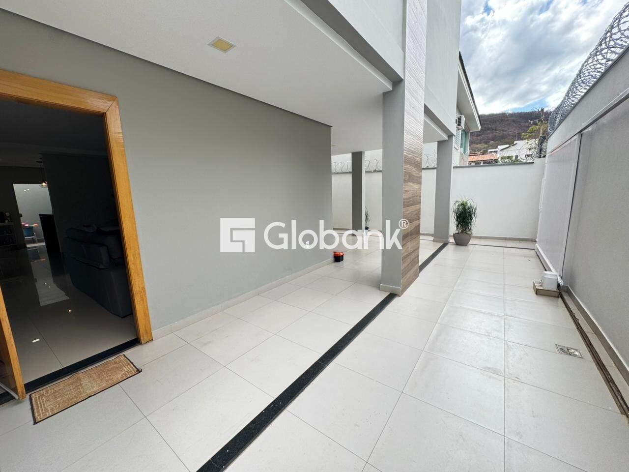 Casa 4 quartos à venda Jardim Parque Morada do Sol 270m² Montes Claros MG: 