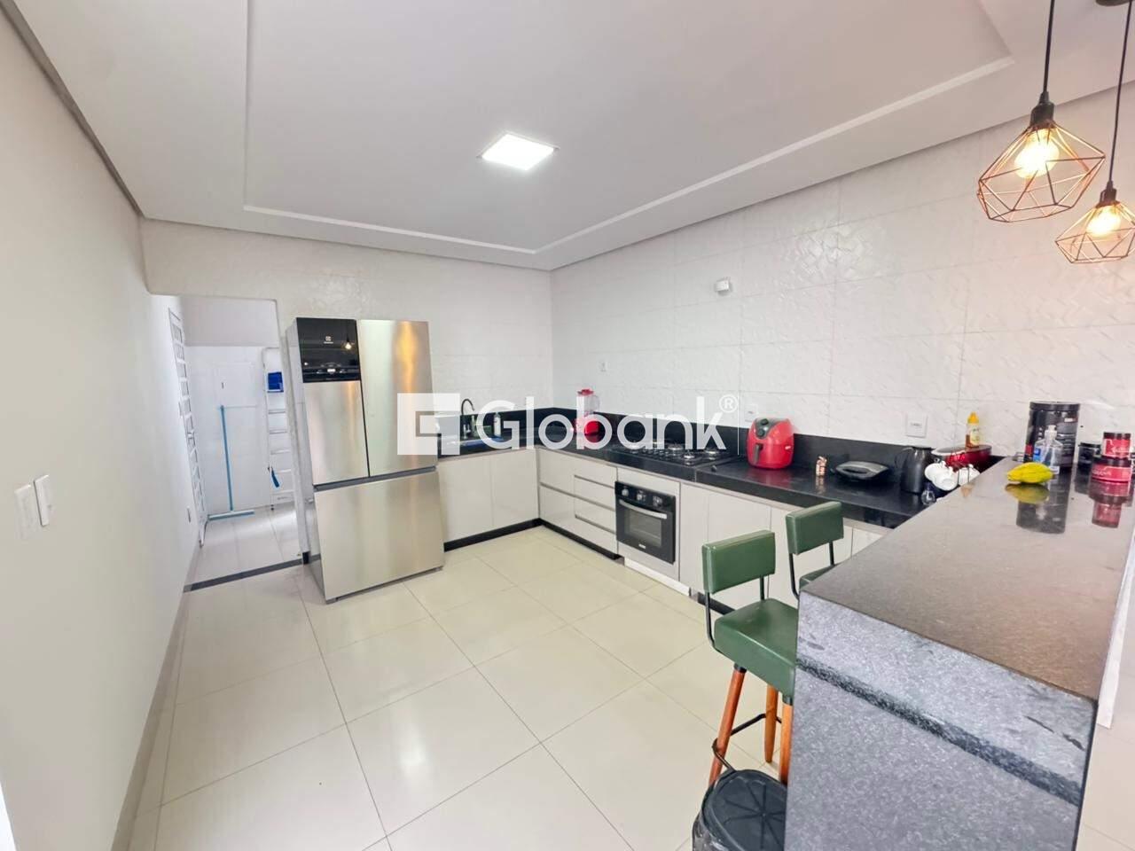 Casa 4 quartos à venda Jardim Parque Morada do Sol 270m² Montes Claros MG: 