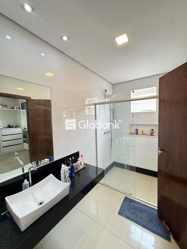 Casa 4 quartos à venda Jardim Parque Morada do Sol 270m² Montes Claros MG: 