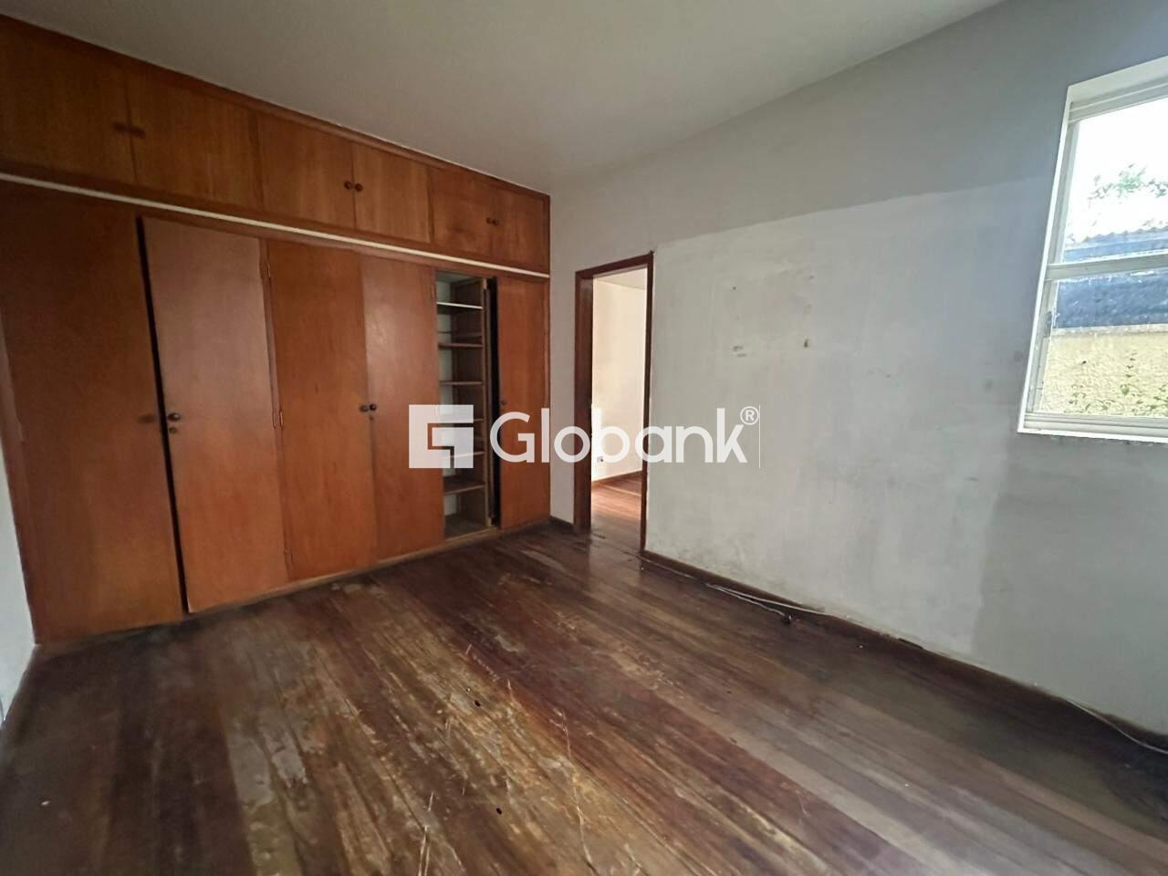 Casa 5 quartos para aluguel Centro 240m² Montes Claros MG: Quarto