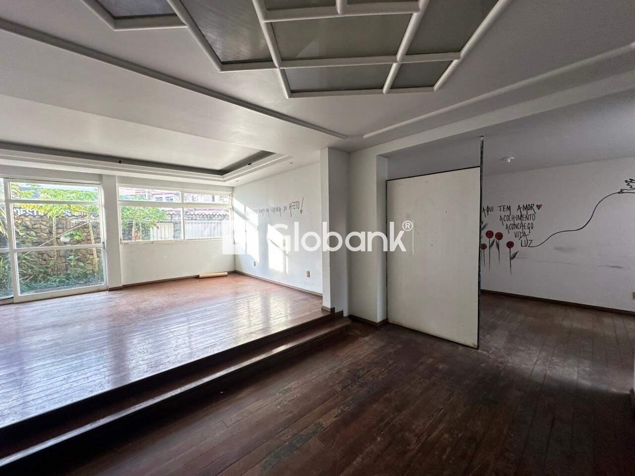 Casa 5 quartos para aluguel Centro 240m² Montes Claros MG: Sala