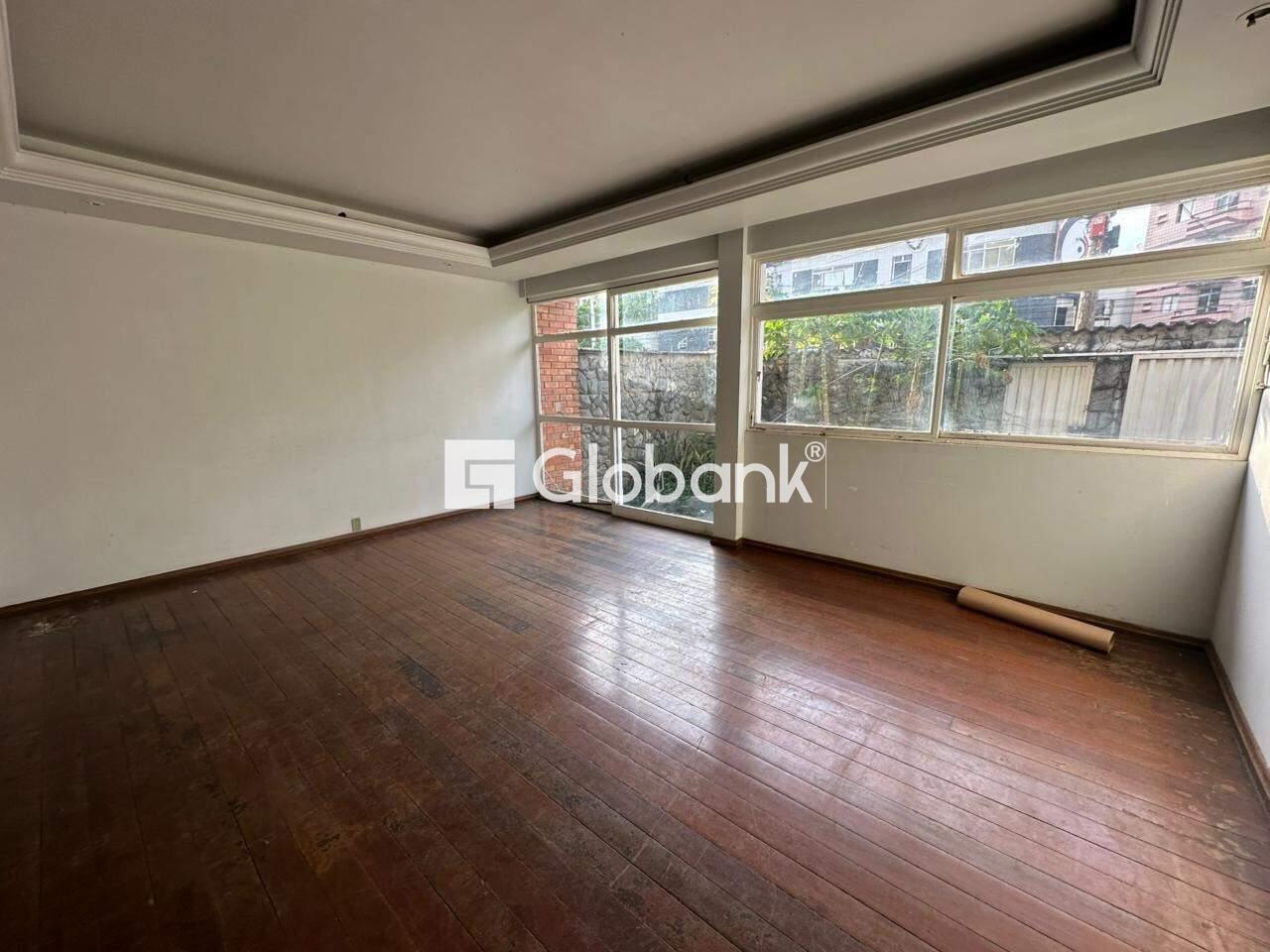 Casa 5 quartos para aluguel Centro 240m² Montes Claros MG: 