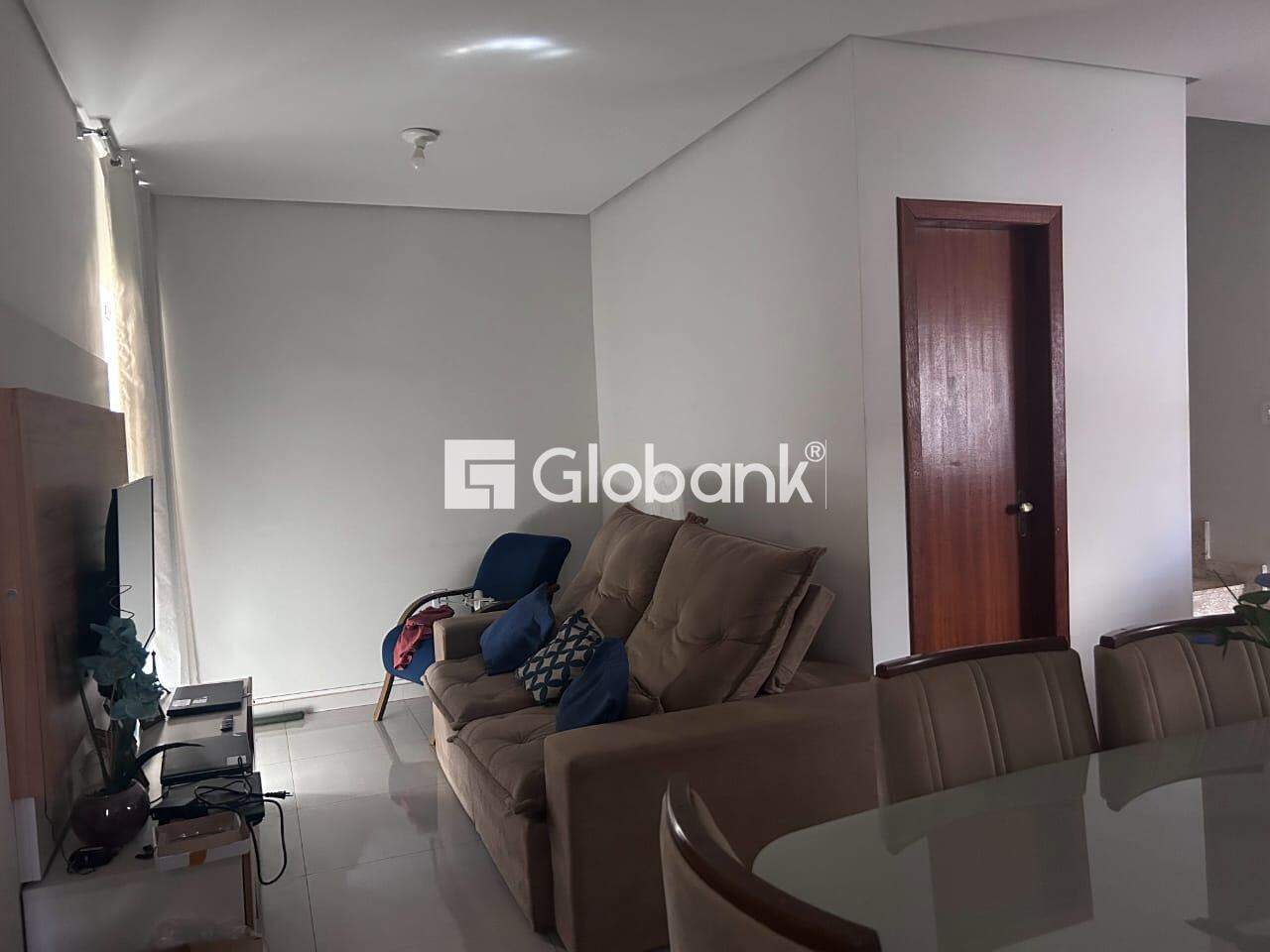 Casa 3 quartos para aluguel Belvedere 98m² Montes Claros MG: Sala