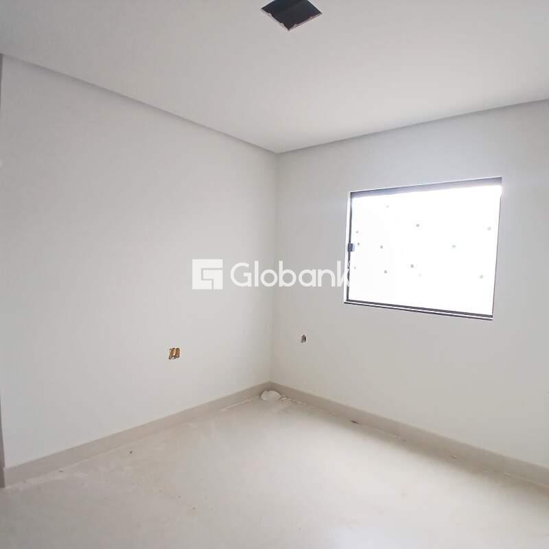 Casa 2 quartos à venda Jardim Olímpico 45m² Montes Claros MG: 
