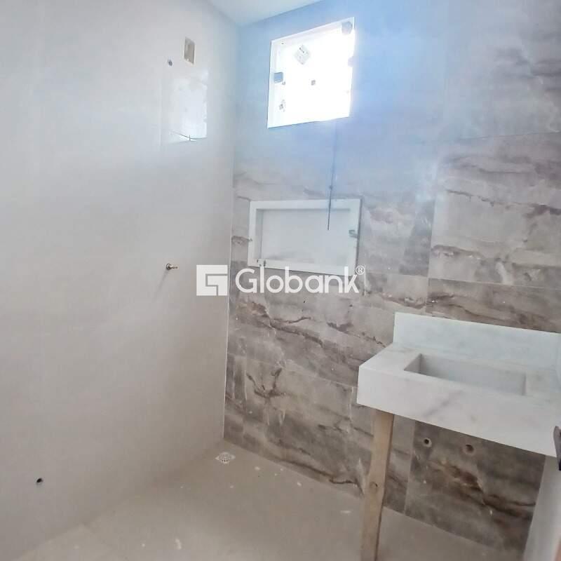Casa 2 quartos à venda Jardim Olímpico 45m² Montes Claros MG: 