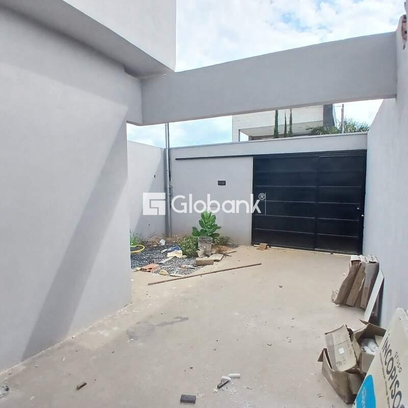 Casa 2 quartos à venda Jardim Olímpico 45m² Montes Claros MG: 