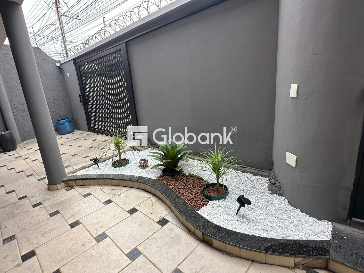 Casa 5 quartos à venda São José 300m² Montes Claros MG: 