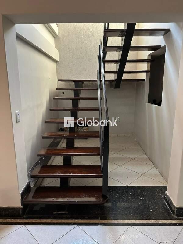 Casa 5 quartos à venda São José 300m² Montes Claros MG: 