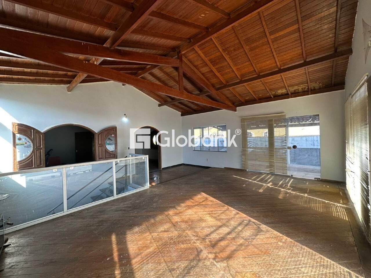 Casa 5 quartos à venda São José 300m² Montes Claros MG: 