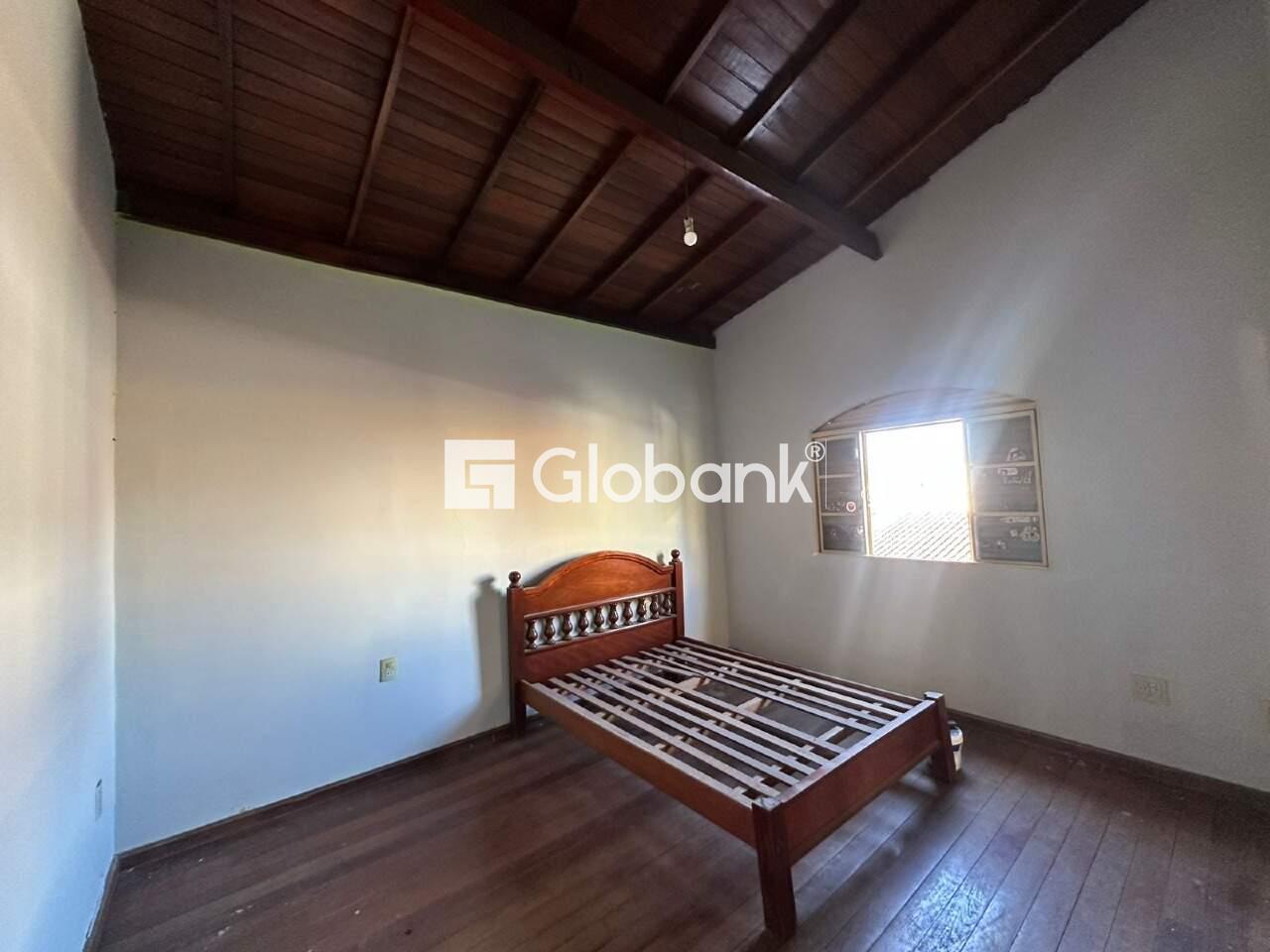 Casa 5 quartos à venda São José 300m² Montes Claros MG: 