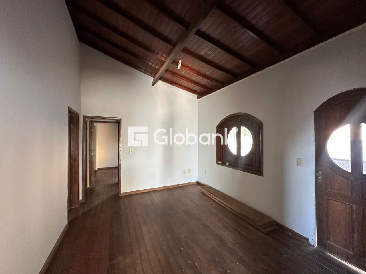 Casa 5 quartos à venda São José 300m² Montes Claros MG: 