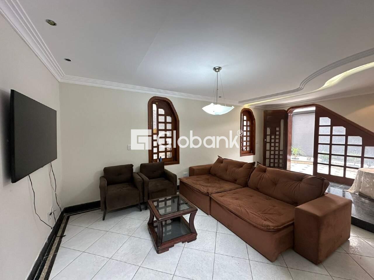 Casa 5 quartos à venda São José 300m² Montes Claros MG: 