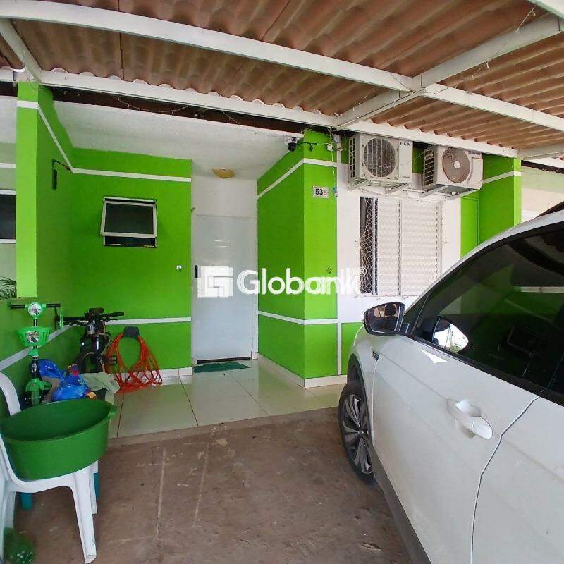 Casa 3 quartos à venda Acácias 90m² Montes Claros MG: 