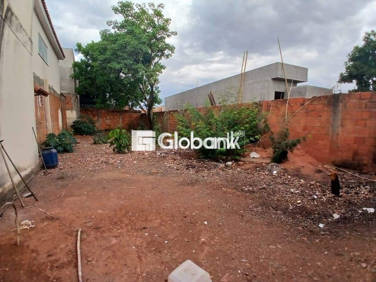 Terreno para aluguel Vila Exposição 0m² Montes Claros MG: 