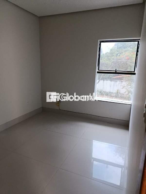 Casa 3 quartos à venda Jaraguá 135m² Montes Claros MG: 