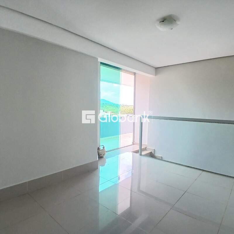 Cobertura 2 quartos à venda Todos os Santos 180m² Montes Claros MG: