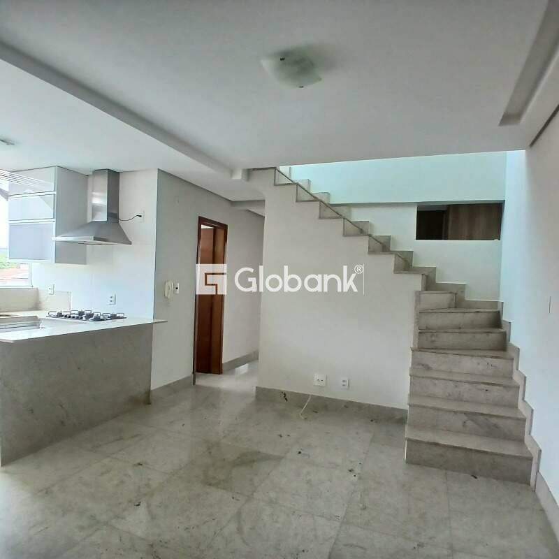 Cobertura 2 quartos à venda Todos os Santos 180m² Montes Claros MG: