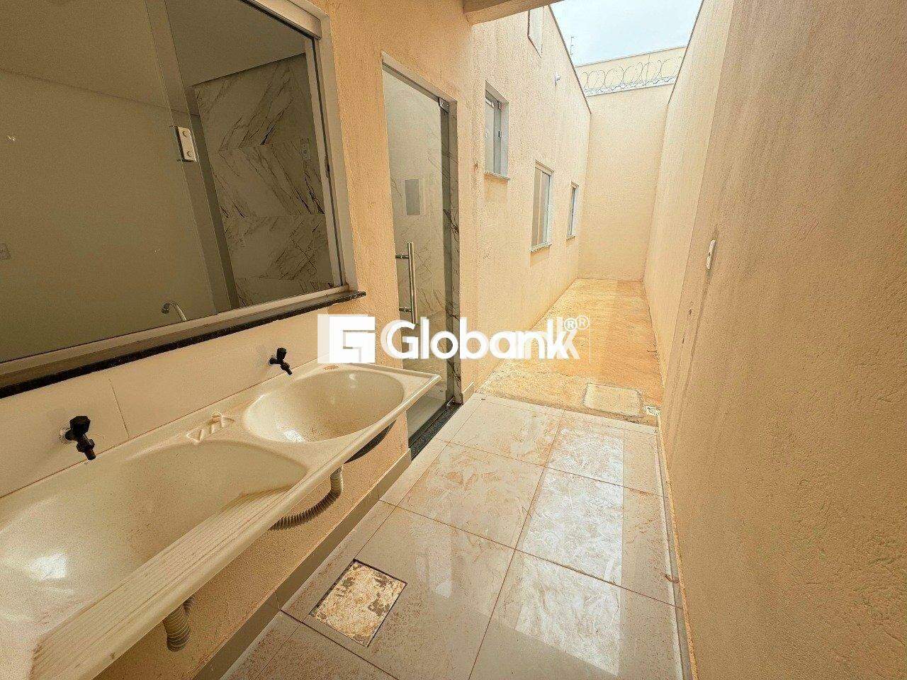 Casa 3 quartos à venda Delfino Magalhães 55m² Montes Claros MG: 