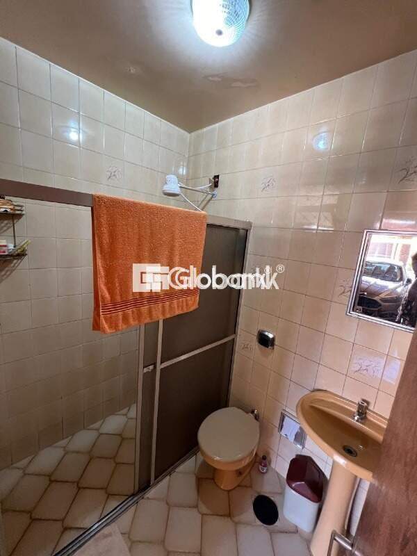 Casa 7 quartos à venda Centro 475m² Montes Claros MG: 
