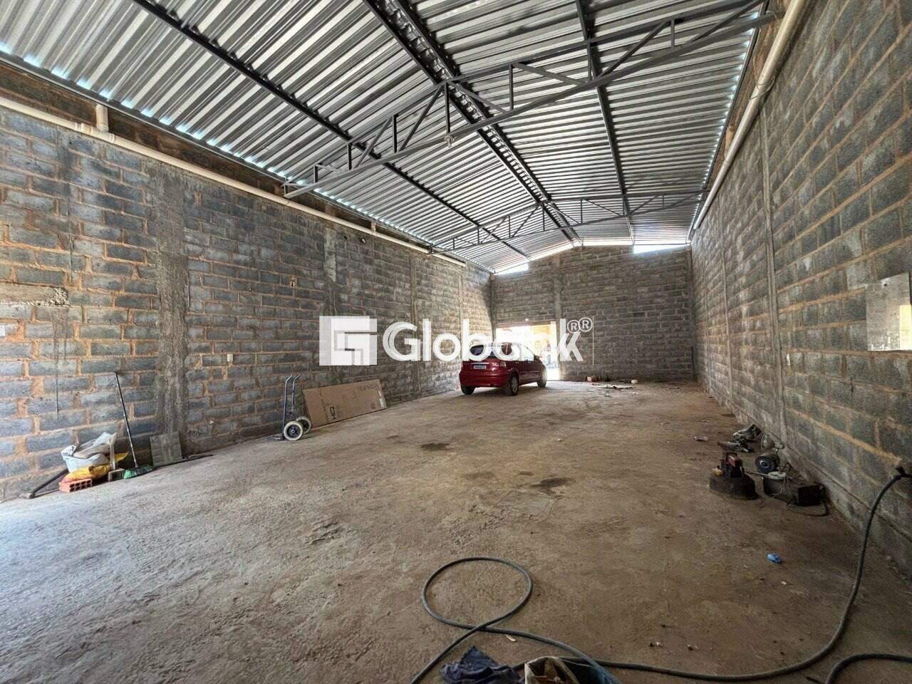 Galpão à venda Independência 165m² Montes Claros MG: