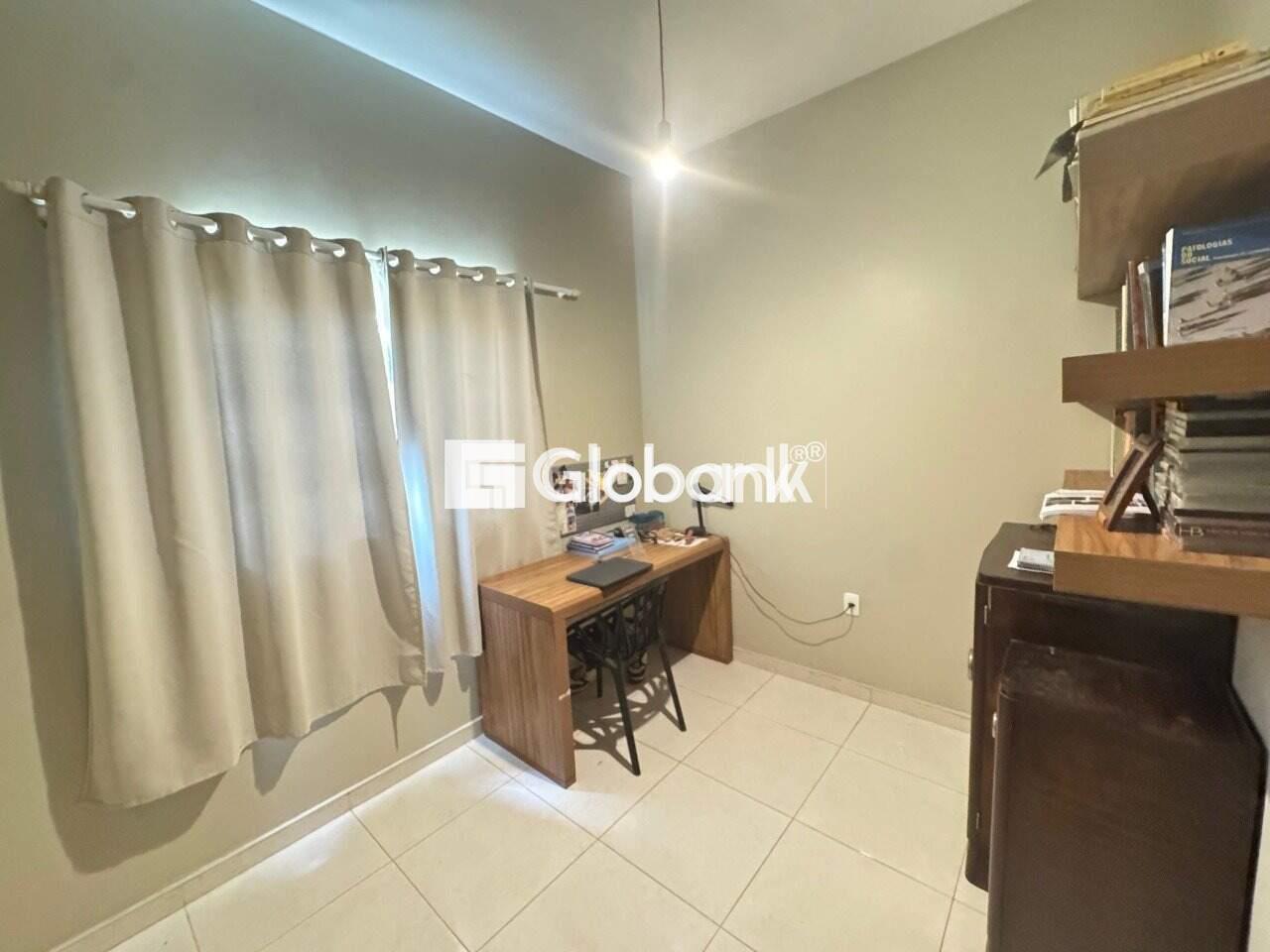 Casa 3 quartos à venda Planalto 95m² Montes Claros MG: 