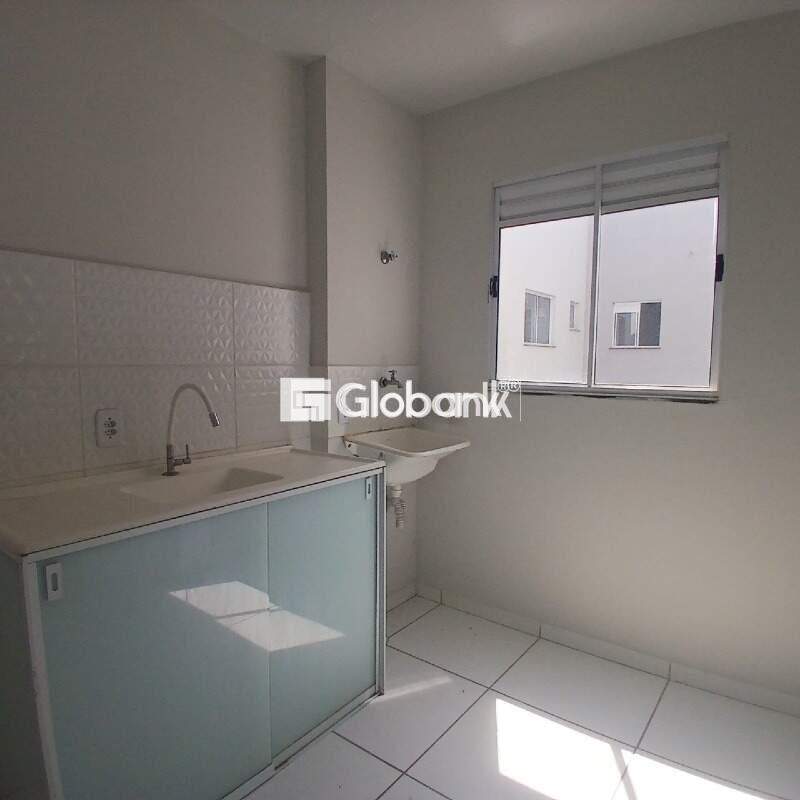Apartamento 2 quartos à venda Jardim Primavera 44m² Montes Claros MG: 