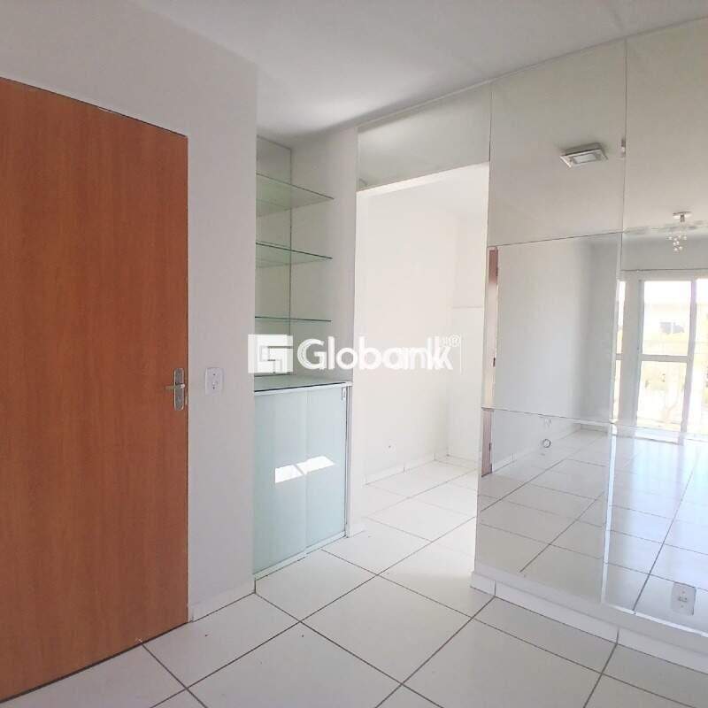 Apartamento 2 quartos à venda Jardim Primavera 44m² Montes Claros MG: 
