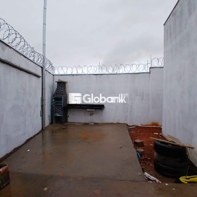 Casa à venda Loteamento Novo Primavera 45m² Montes Claros MG: 