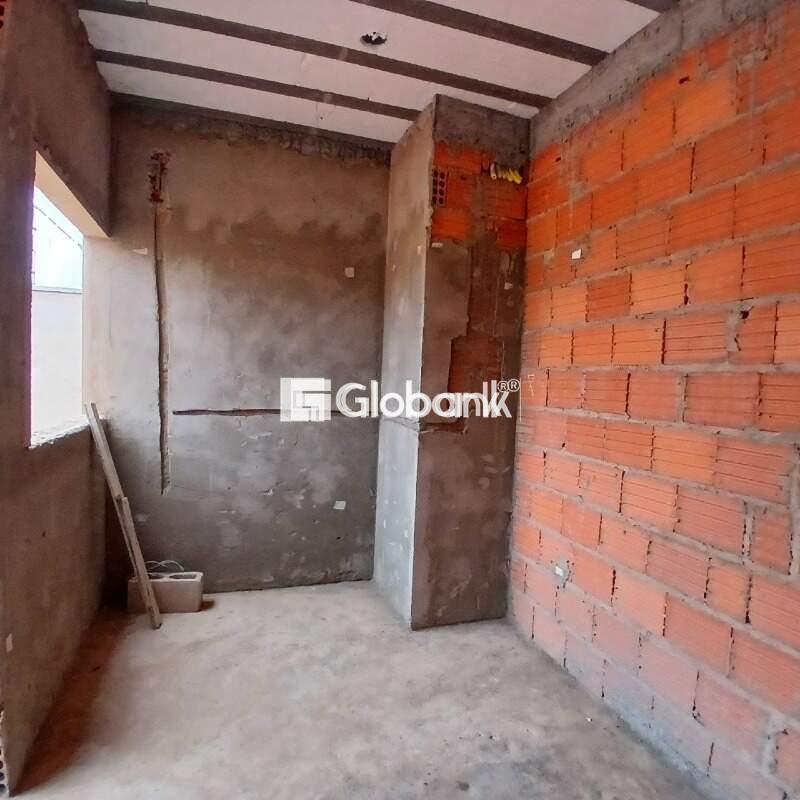Casa 2 quartos à venda Loteamento Novo Primavera 45m² Montes Claros MG: 