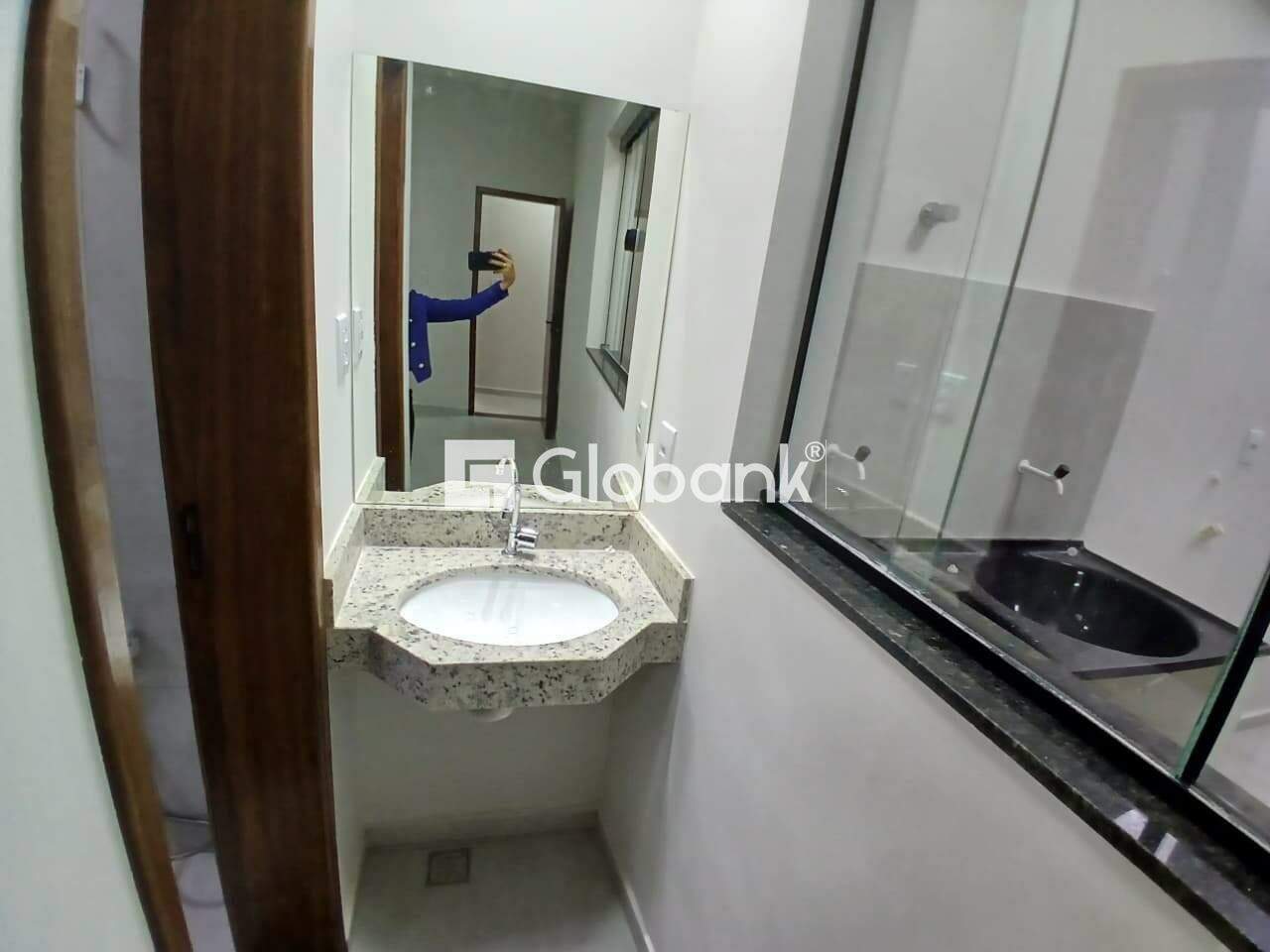 Apartamento 3 quartos à venda Vila Guilhermina 80m² Montes Claros MG: Lavabo