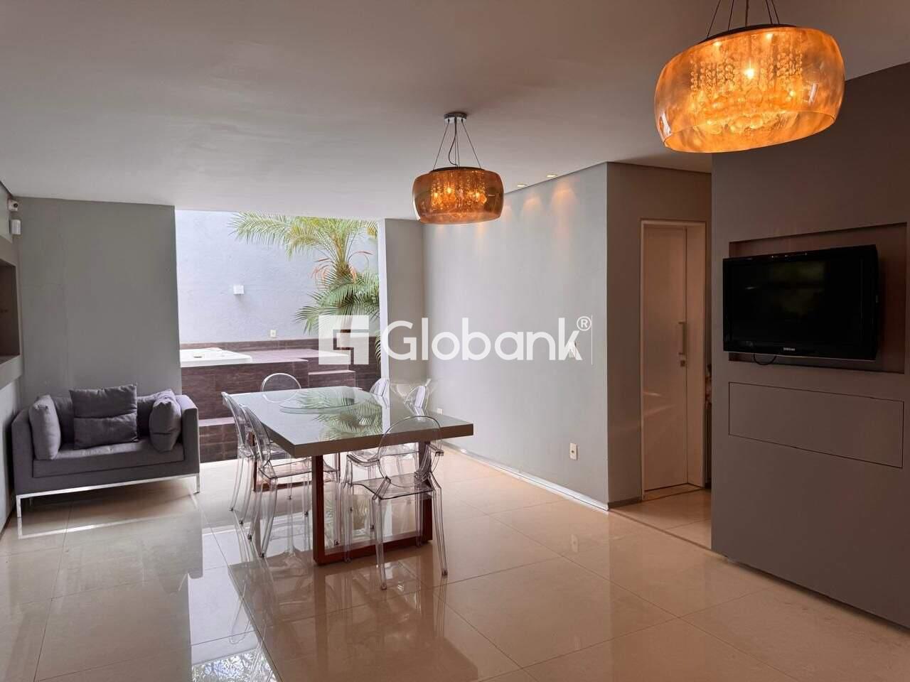 Casa 3 quartos à venda Ibituruna 221m² Montes Claros MG: 