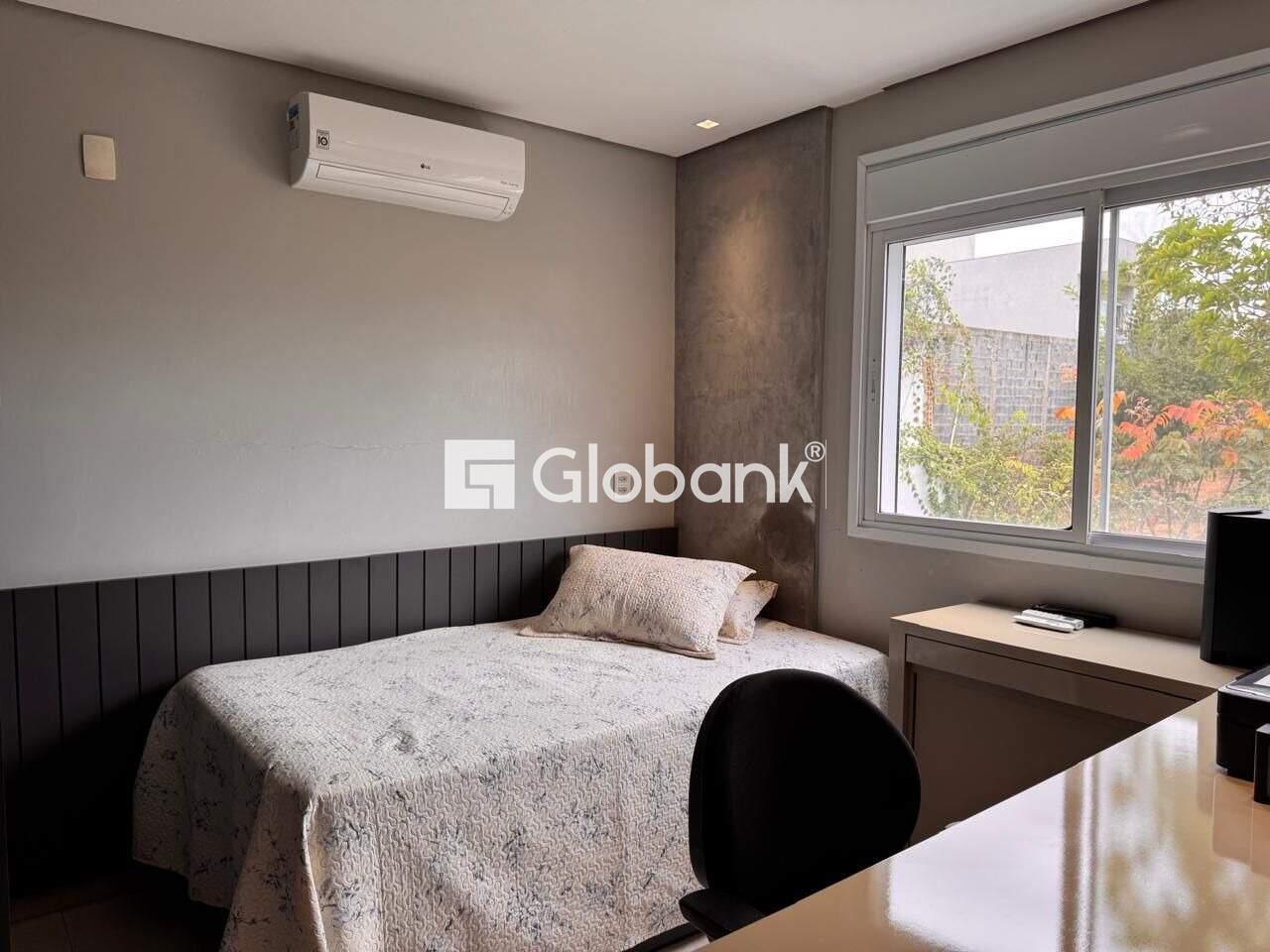 Casa 3 quartos à venda Ibituruna 221m² Montes Claros MG: 