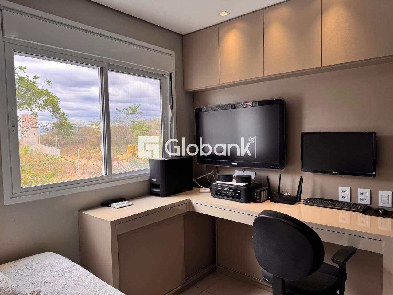 Casa 3 quartos à venda Ibituruna 221m² Montes Claros MG: 