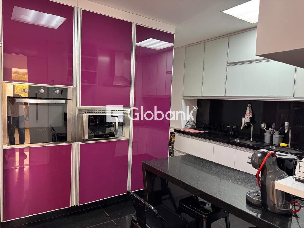 Casa 3 quartos à venda Ibituruna 221m² Montes Claros MG: 