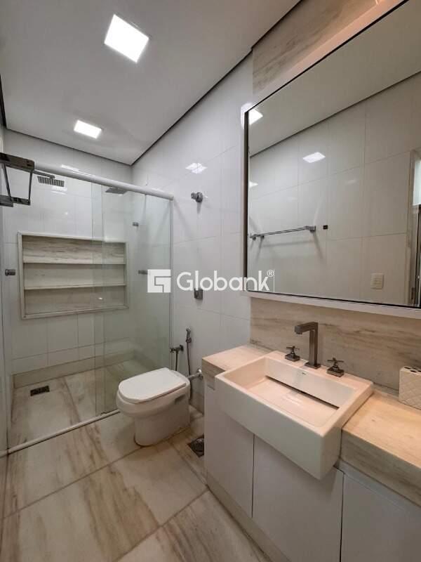 Casa 3 quartos à venda Ibituruna 221m² Montes Claros MG: 