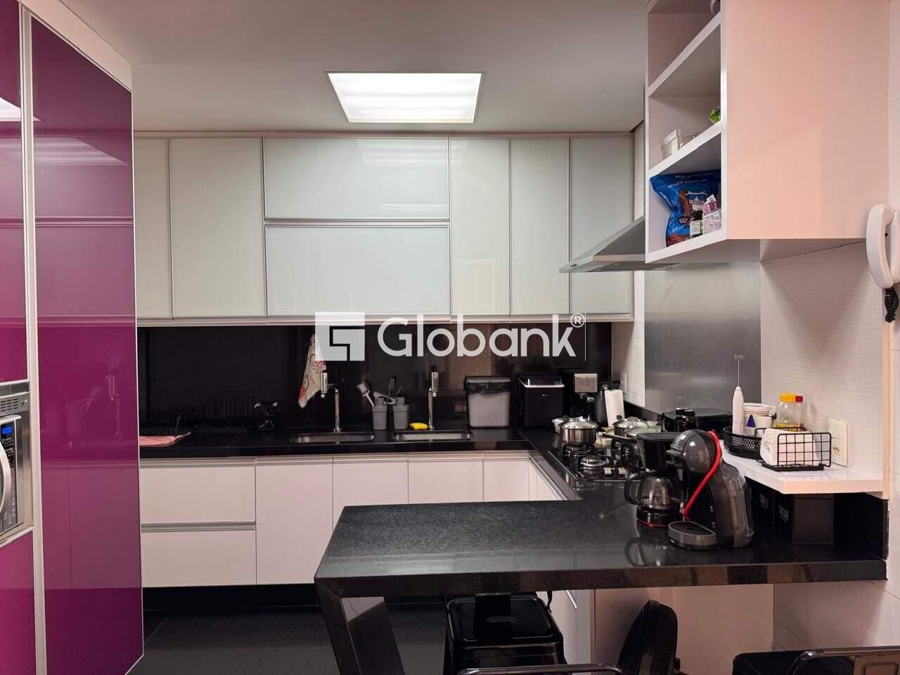 Casa 3 quartos à venda Ibituruna 221m² Montes Claros MG: 