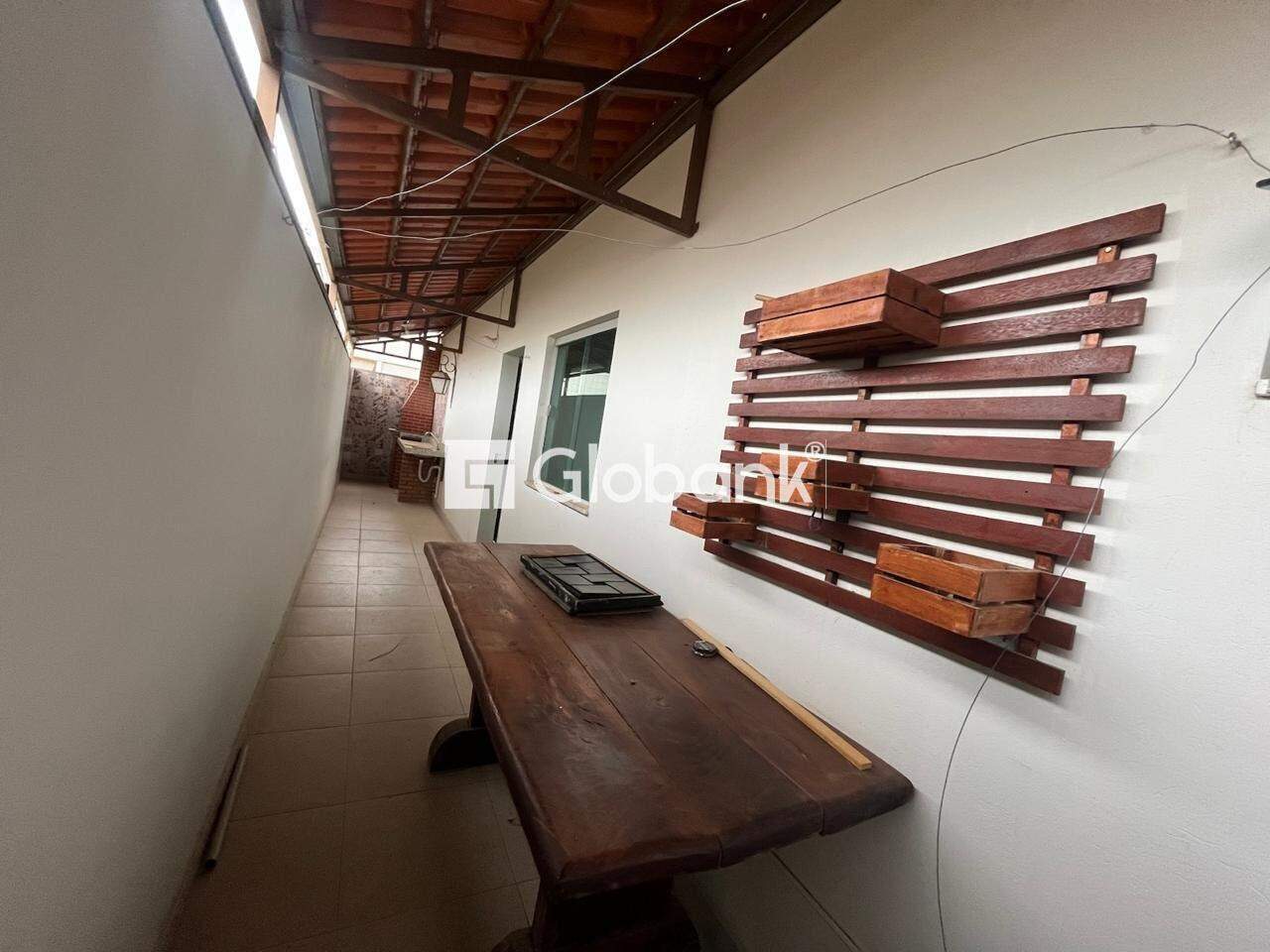 Apartamento 4 quartos à venda Canelas 130m² Montes Claros MG: 