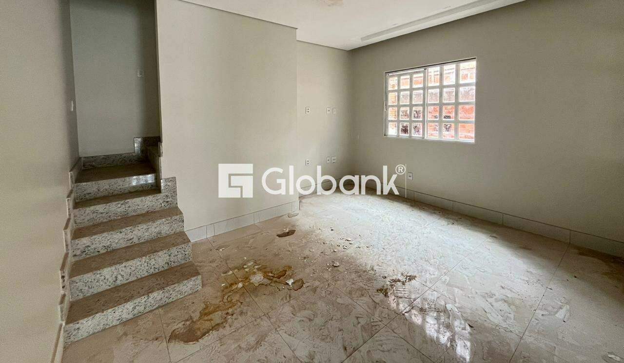 Apartamento 3 quartos para aluguel Melo 280m² Montes Claros MG: 