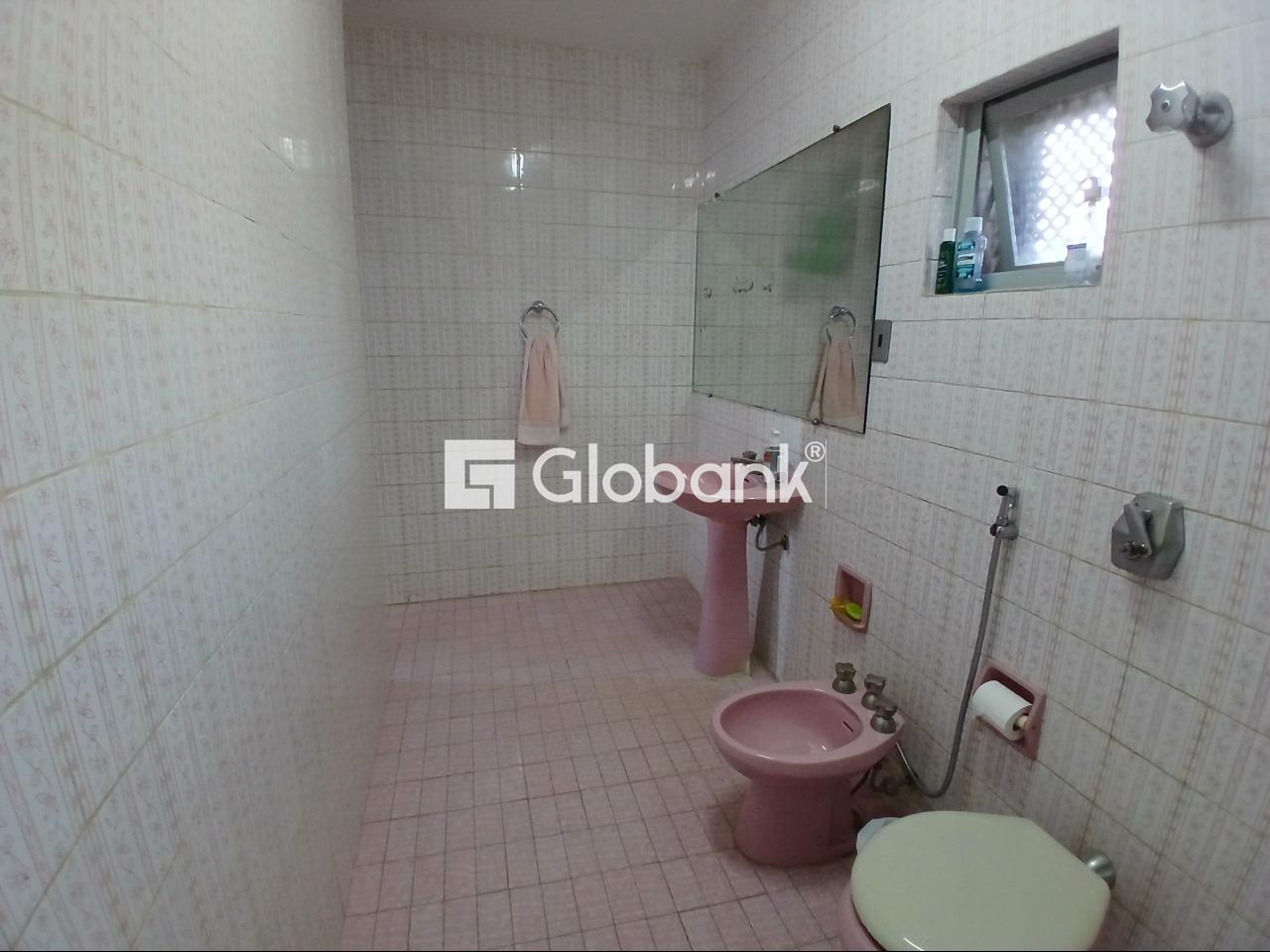 Casa 4 quartos à venda Todos os Santos 210m² Montes Claros MG: 