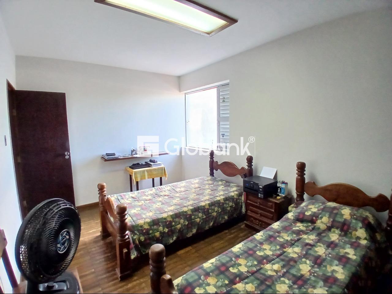 Casa 4 quartos à venda Todos os Santos 210m² Montes Claros MG: 