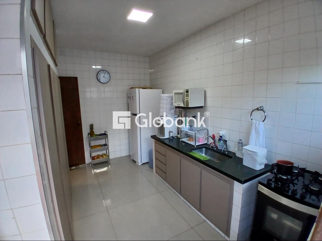 Casa 4 quartos à venda Todos os Santos 210m² Montes Claros MG: 