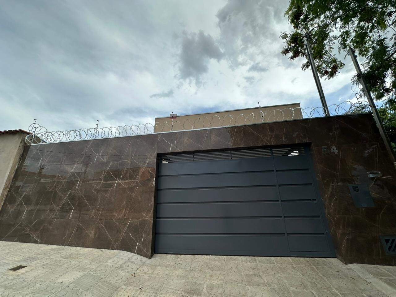 Casa 2 quartos para aluguel Monte Carmelo 80m² Montes Claros MG: Fachada