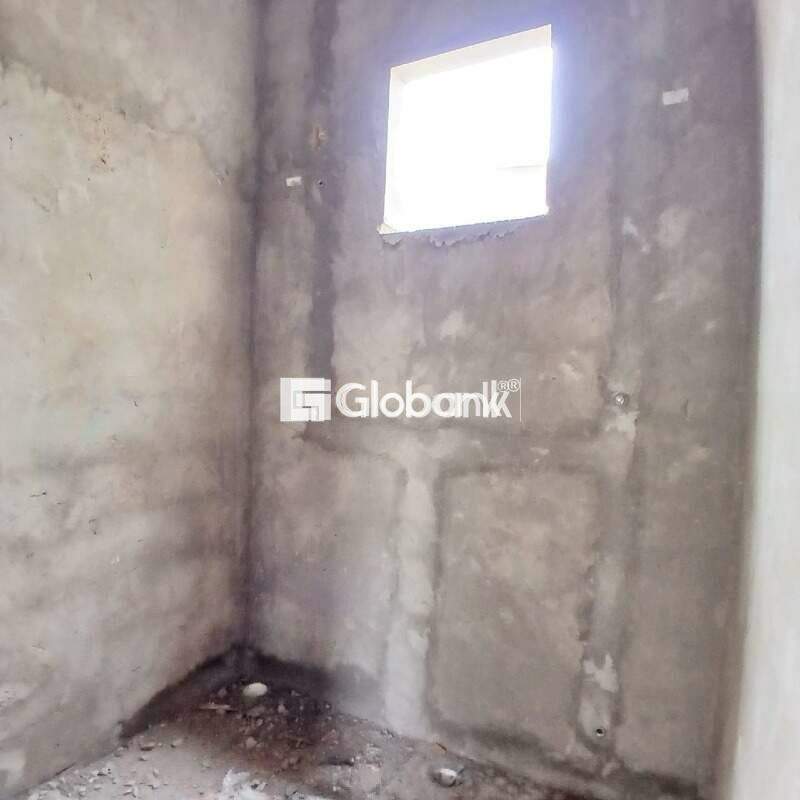 Casa 2 quartos à venda Jardim Olímpico 50m² Montes Claros MG: 