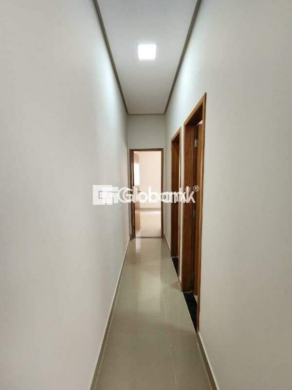 Casa 2 quartos à venda Jardim Olímpico 50m² Montes Claros MG: 