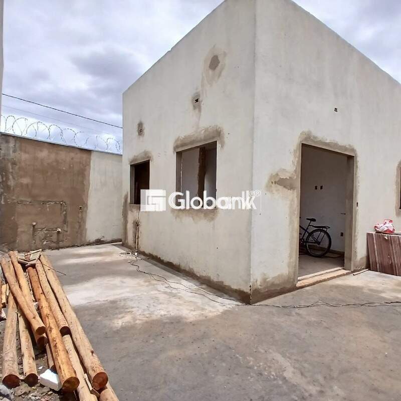 Casa 2 quartos à venda Jardim Olímpico 50m² Montes Claros MG: 
