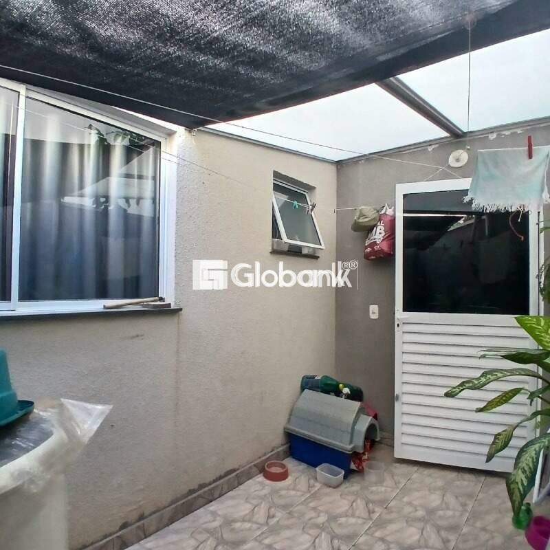 Casa 2 quartos à venda Jardim Primavera 54m² Montes Claros MG: 