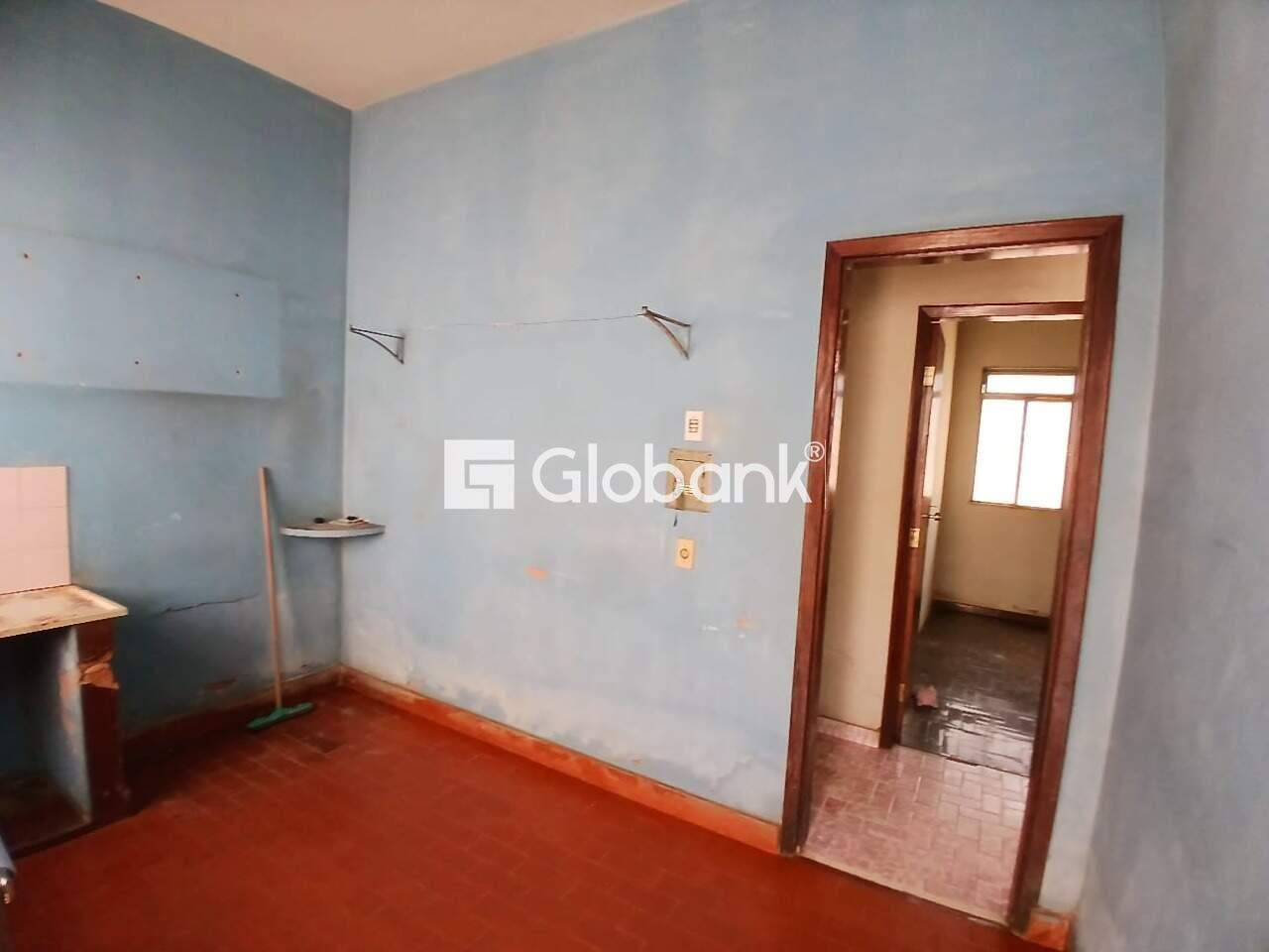 Casa 4 quartos à venda Santa Rita I 150m² Montes Claros MG: 