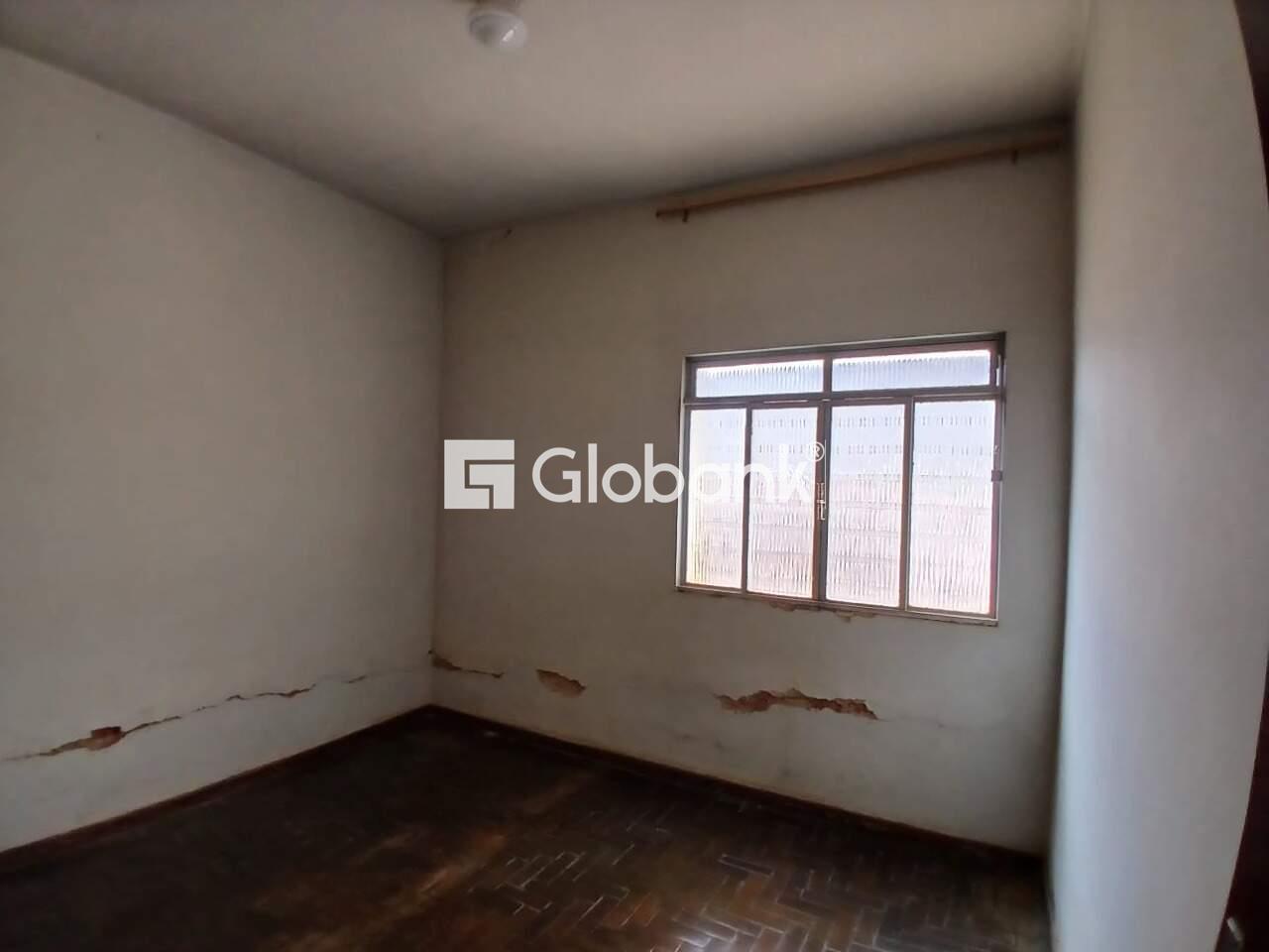 Casa 4 quartos à venda Santa Rita I 150m² Montes Claros MG: 