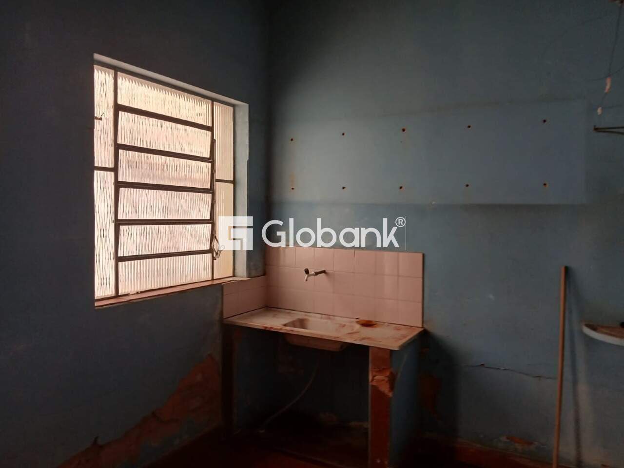 Casa 4 quartos à venda Santa Rita I 150m² Montes Claros MG: 